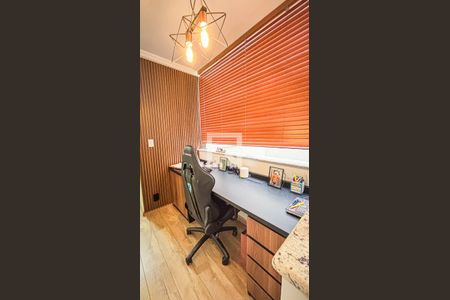 Casa à venda com 161m², 3 quartos e 4 vagasEscritório