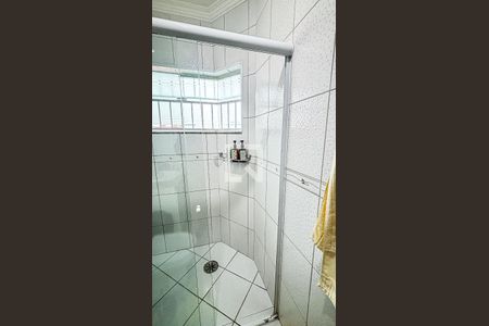 Casa à venda com 161m², 3 quartos e 4 vagasBanheiro da Suíte 2