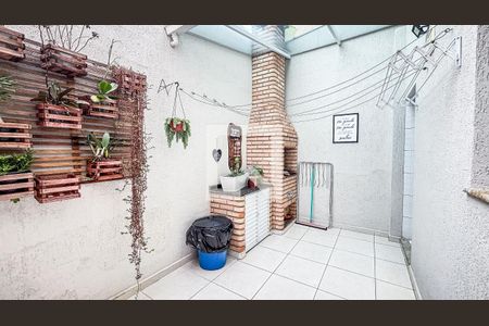 Casa à venda com 161m², 3 quartos e 4 vagasChurrasqueira