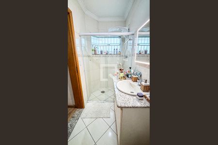 Casa à venda com 161m², 3 quartos e 4 vagasBanheiro da Suíte 1