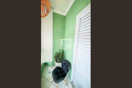 Casa à venda com 161m², 3 quartos e 4 vagasVaranda Suite 1