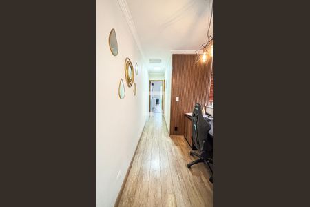 Casa à venda com 161m², 3 quartos e 4 vagasCorredor