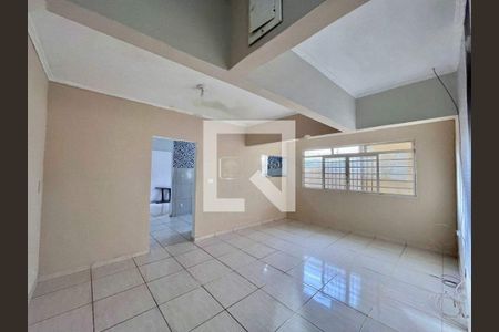 Casa à venda com 3 quartos, 231m² em Parque São Quirino, Campinas