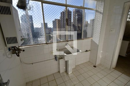 Apartamento à venda com 127m², 3 quartos e 1 vagaÁrea de Serviço