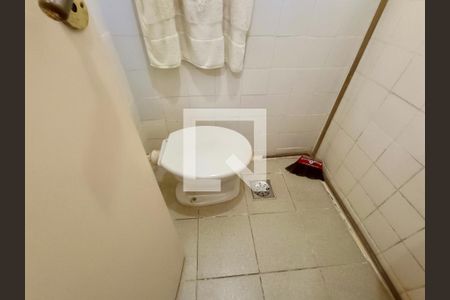 Apartamento para alugar com 244m², 3 quartos e 1 vagaBanheiro serviço 