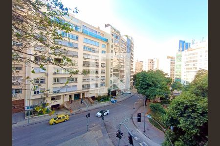 Apartamento para alugar com 244m², 3 quartos e 1 vagaSala vista 