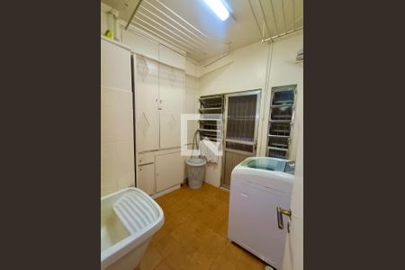 Apartamento para alugar com 244m², 3 quartos e 1 vagaÁrea serviço 