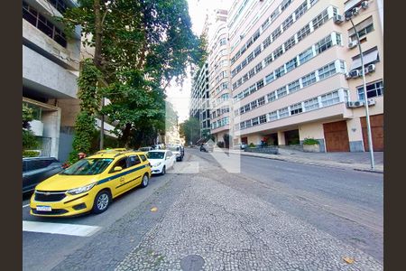 Apartamento para alugar com 244m², 3 quartos e 1 vagaVista da Rua
