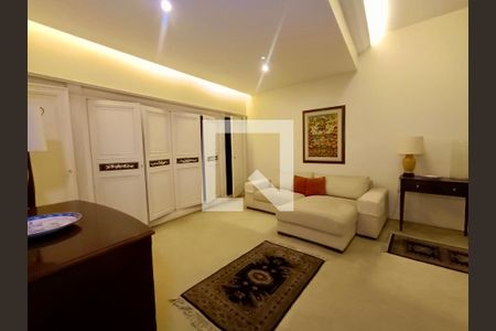 Apartamento para alugar com 244m², 3 quartos e 1 vagaSuíte