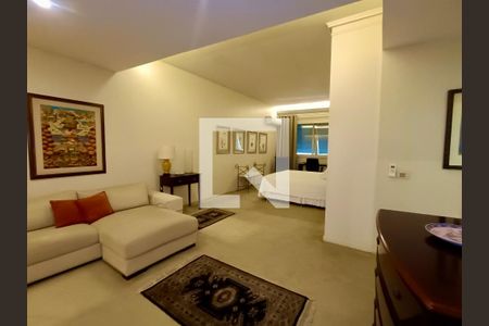 Apartamento para alugar com 244m², 3 quartos e 1 vagaSuíte