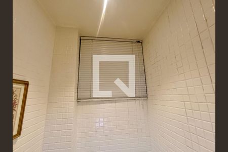 Apartamento para alugar com 244m², 3 quartos e 1 vagaLavabo 