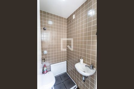 Apartamento à venda com 140m², 4 quartos e 2 vagasBanheiro de Serviço