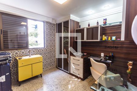 Apartamento à venda com 140m², 4 quartos e 2 vagasQuarto 3