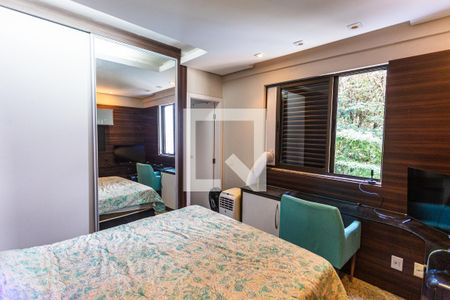 Apartamento à venda com 140m², 4 quartos e 2 vagasSuíte 2
