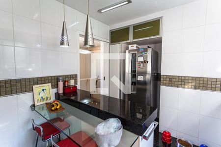 Apartamento à venda com 140m², 4 quartos e 2 vagasCozinha