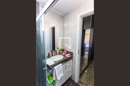 Apartamento à venda com 140m², 4 quartos e 2 vagasBanheiro da Suíte 1
