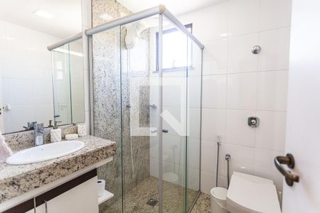 Apartamento à venda com 140m², 4 quartos e 2 vagasBanheiro Social
