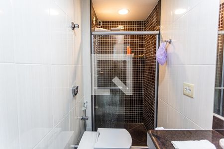 Apartamento à venda com 140m², 4 quartos e 2 vagasBanheiro da Suíte 2