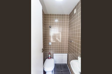 Apartamento à venda com 140m², 4 quartos e 2 vagasBanheiro de Serviço