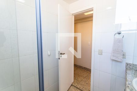 Apartamento à venda com 140m², 4 quartos e 2 vagasBanheiro Social