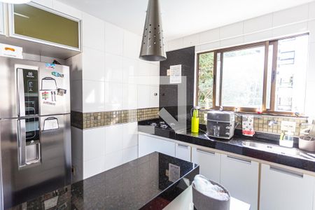 Apartamento à venda com 140m², 4 quartos e 2 vagasCozinha