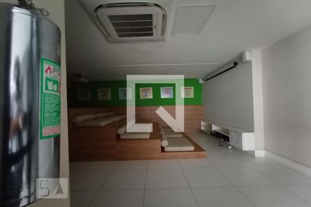 Apartamento à venda com 64m², 2 quartos e 1 vagaCinema