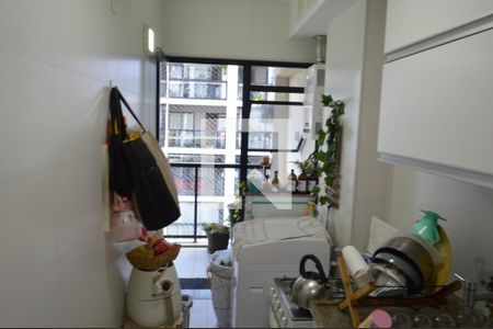 Apartamento à venda com 64m², 2 quartos e 1 vagaÁrea de Serviço