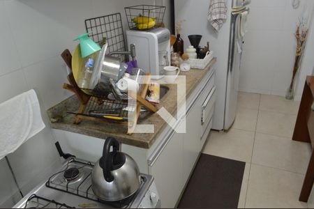 Apartamento à venda com 64m², 2 quartos e 1 vagaCozinha