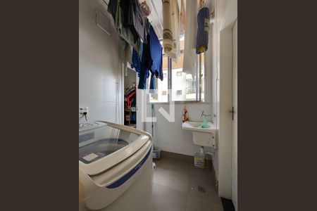 Apartamento à venda com 120m², 3 quartos e 2 vagasÁrea de Serviço