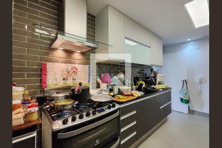 Apartamento à venda com 120m², 3 quartos e 2 vagasCozinha