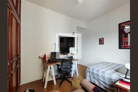 Apartamento à venda com 120m², 3 quartos e 2 vagasQuarto 2