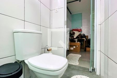 Casa à venda com 203m², 2 quartos e 2 vagasBanheiro