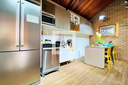 Casa à venda com 203m², 2 quartos e 2 vagasCozinha