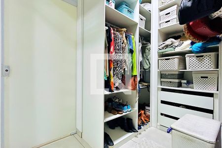 Casa à venda com 203m², 2 quartos e 2 vagasCloset da Suíte 2