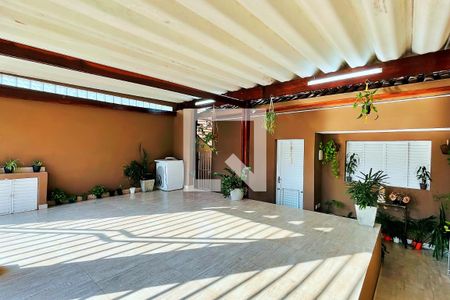 Casa à venda com 203m², 2 quartos e 2 vagasGaragem