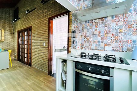 Casa à venda com 203m², 2 quartos e 2 vagasCozinha