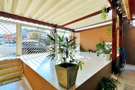 Casa à venda com 203m², 2 quartos e 2 vagasGaragem