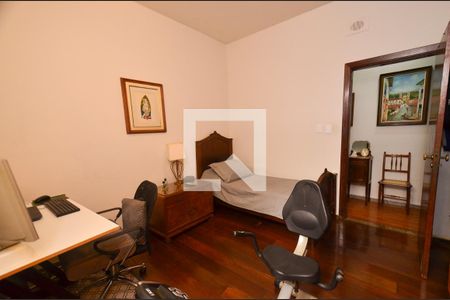 Casa à venda com 264m², 4 quartos e 3 vagasQuarto 2