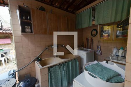 Casa à venda com 264m², 4 quartos e 3 vagasArea serviço