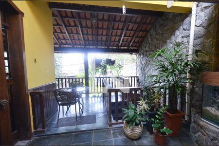 Casa à venda com 264m², 4 quartos e 3 vagasVaranda