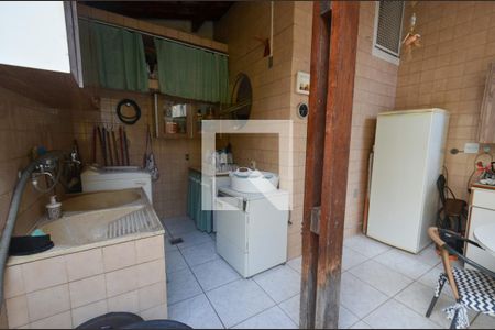 Casa à venda com 264m², 4 quartos e 3 vagasArea serviço