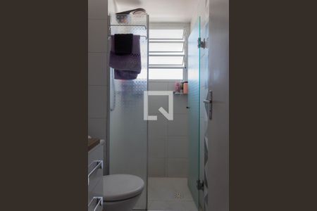 Apartamento à venda com 46m², 2 quartos e 1 vaga Apartamento à venda com 46m², 2 quartos e 1 vagaBanheiro