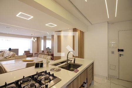 Apartamento à venda com 104m², 2 quartos e 2 vagasCozinha