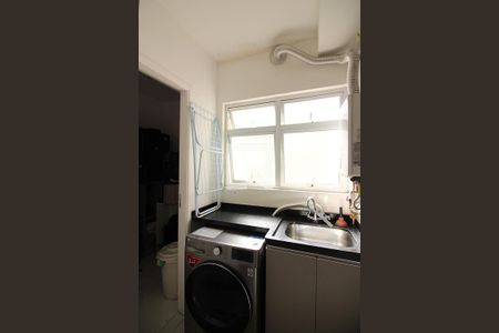 Apartamento à venda com 104m², 2 quartos e 2 vagasÁrea de Serviço