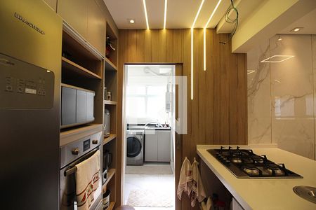 Apartamento à venda com 104m², 2 quartos e 2 vagasCozinha