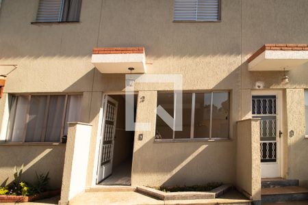 Casa de condomínio para alugar com 80m², 2 quartos e 1 vagaFachada 