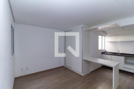 Quarto e Sala de kitnet/studio para alugar com 1 quarto, 24m² em Jardim Independência, São Paulo