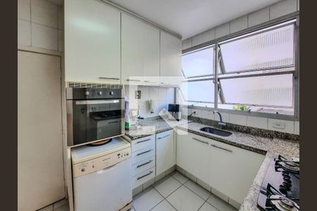 Apartamento à venda com 131m², 3 quartos e 1 vaga Apartamento à venda com 131m², 3 quartos e 1 vagaCozinha
