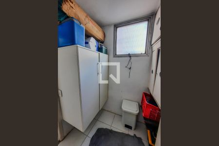 Apartamento à venda com 131m², 3 quartos e 1 vaga Apartamento à venda com 131m², 3 quartos e 1 vagaQuarto de Serviço