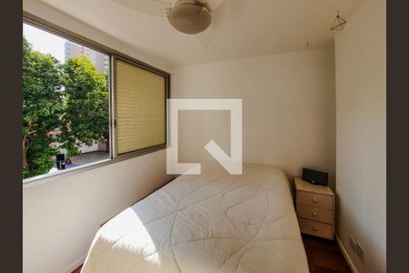 Apartamento à venda com 131m², 3 quartos e 1 vaga Apartamento à venda com 131m², 3 quartos e 1 vagaQuarto 1